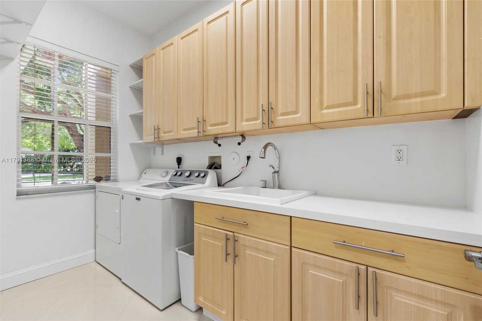 Small Image of 13003 SOUTH WEST 41ST ST, Davie Number 36