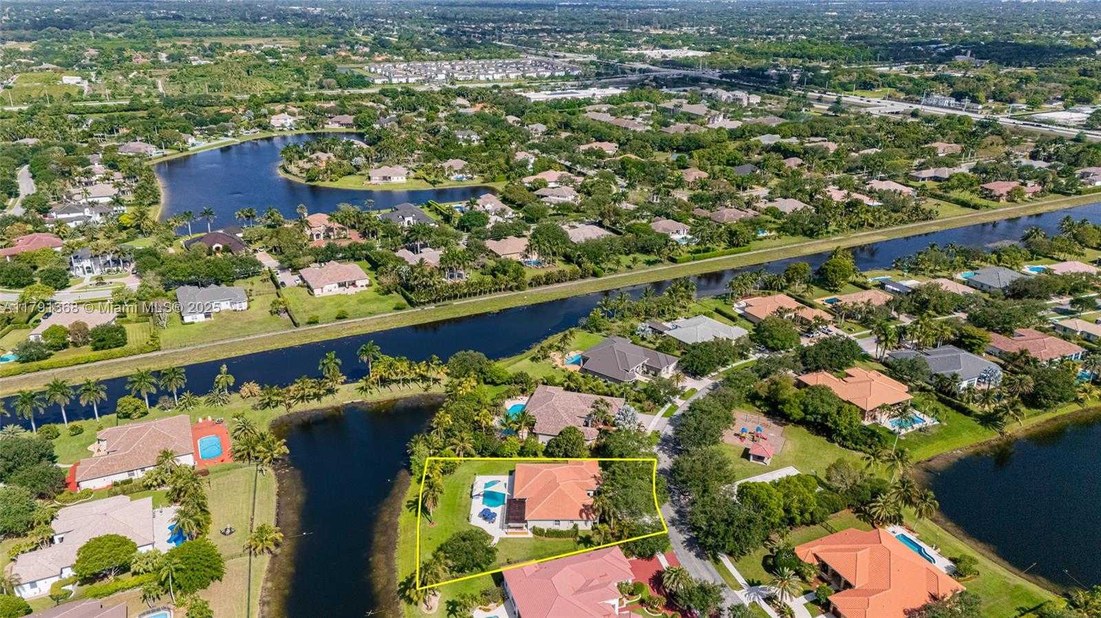 Small Image of 13003 SOUTH WEST 41ST ST, Davie Number 47