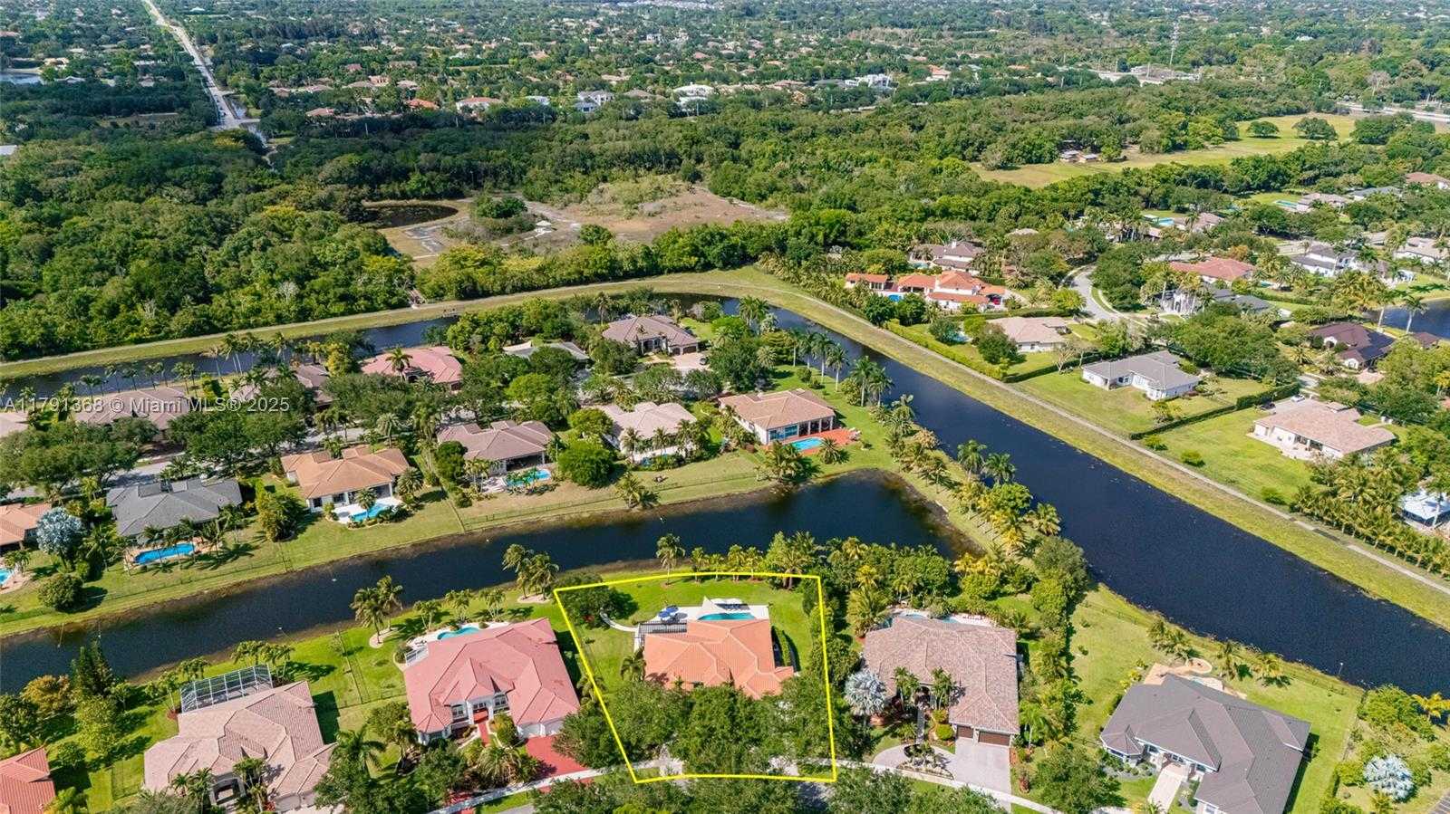 Small Image of 13003 SOUTH WEST 41ST ST, Davie Number 48