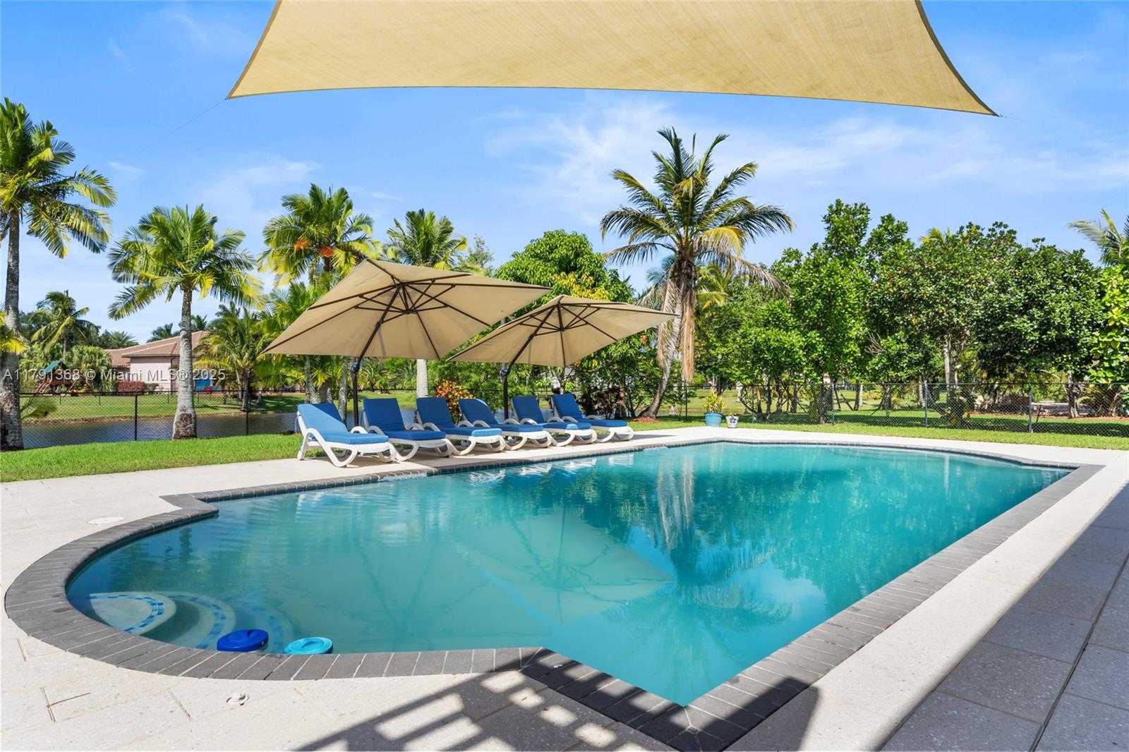 Small Image of 13003 SOUTH WEST 41ST ST, Davie Number 5