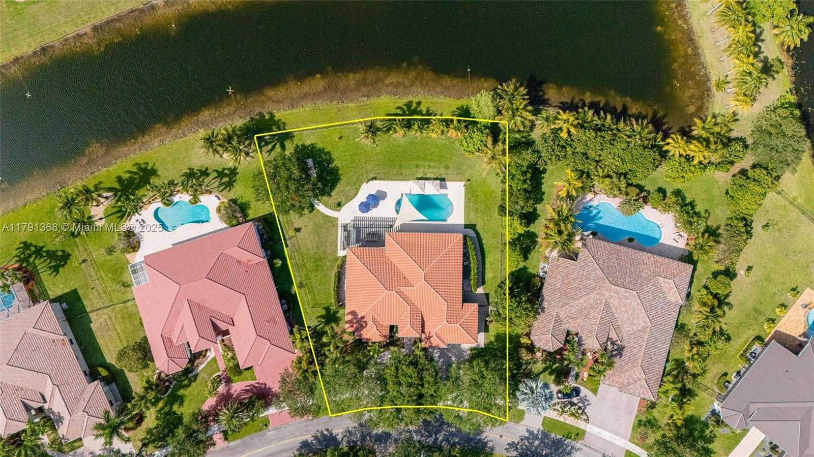 Small Image of 13003 SOUTH WEST 41ST ST, Davie Number 54