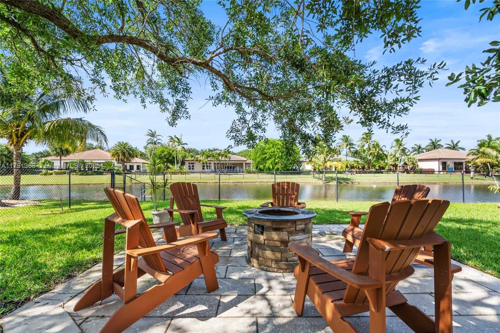 Small Image of 13003 SOUTH WEST 41ST ST, Davie Number 6