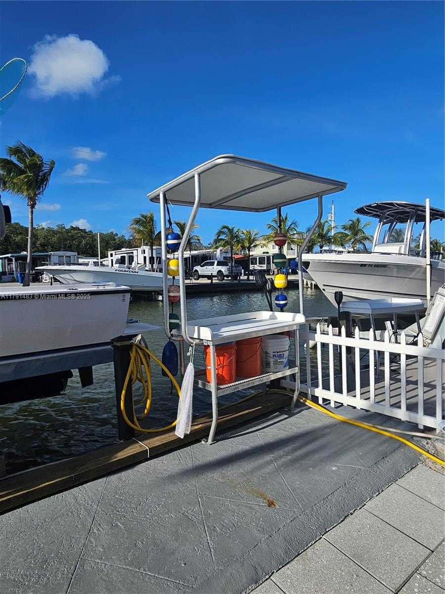 Small Image of 325 CALUSA STREET LOT 215, Key Largo Number 14