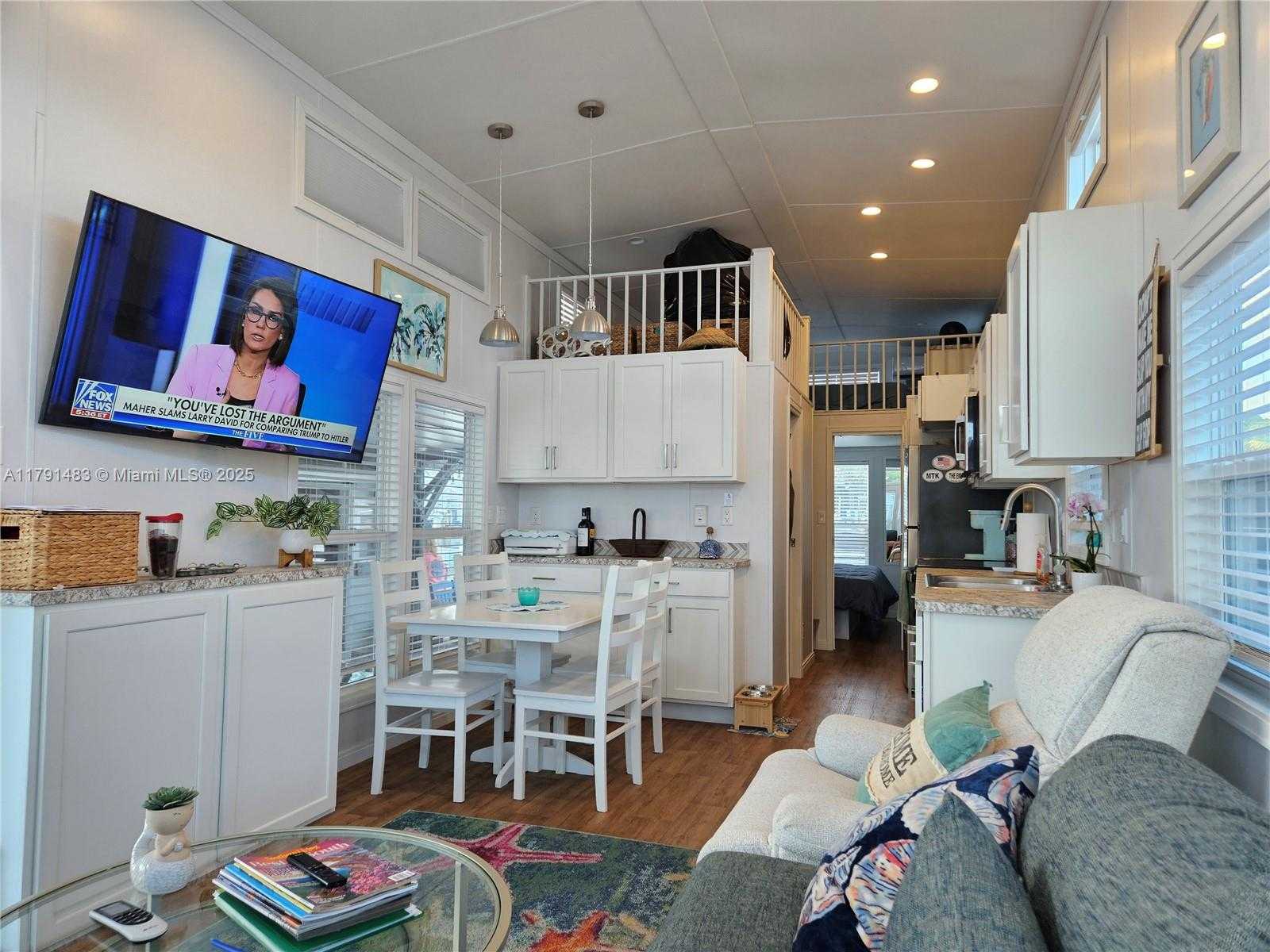 Small Image of 325 CALUSA STREET LOT 215, Key Largo Number 20