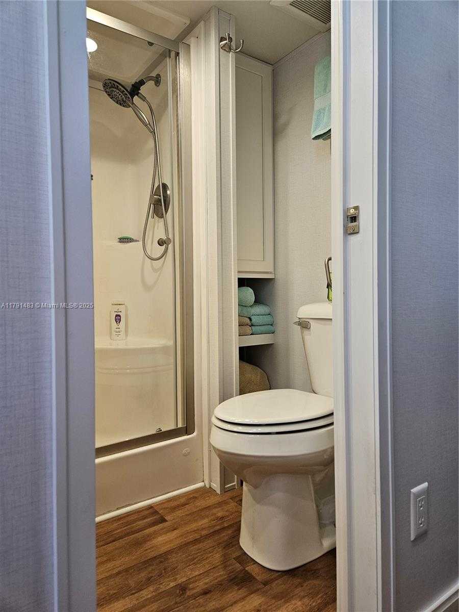 Small Image of 325 CALUSA STREET LOT 215, Key Largo Number 30