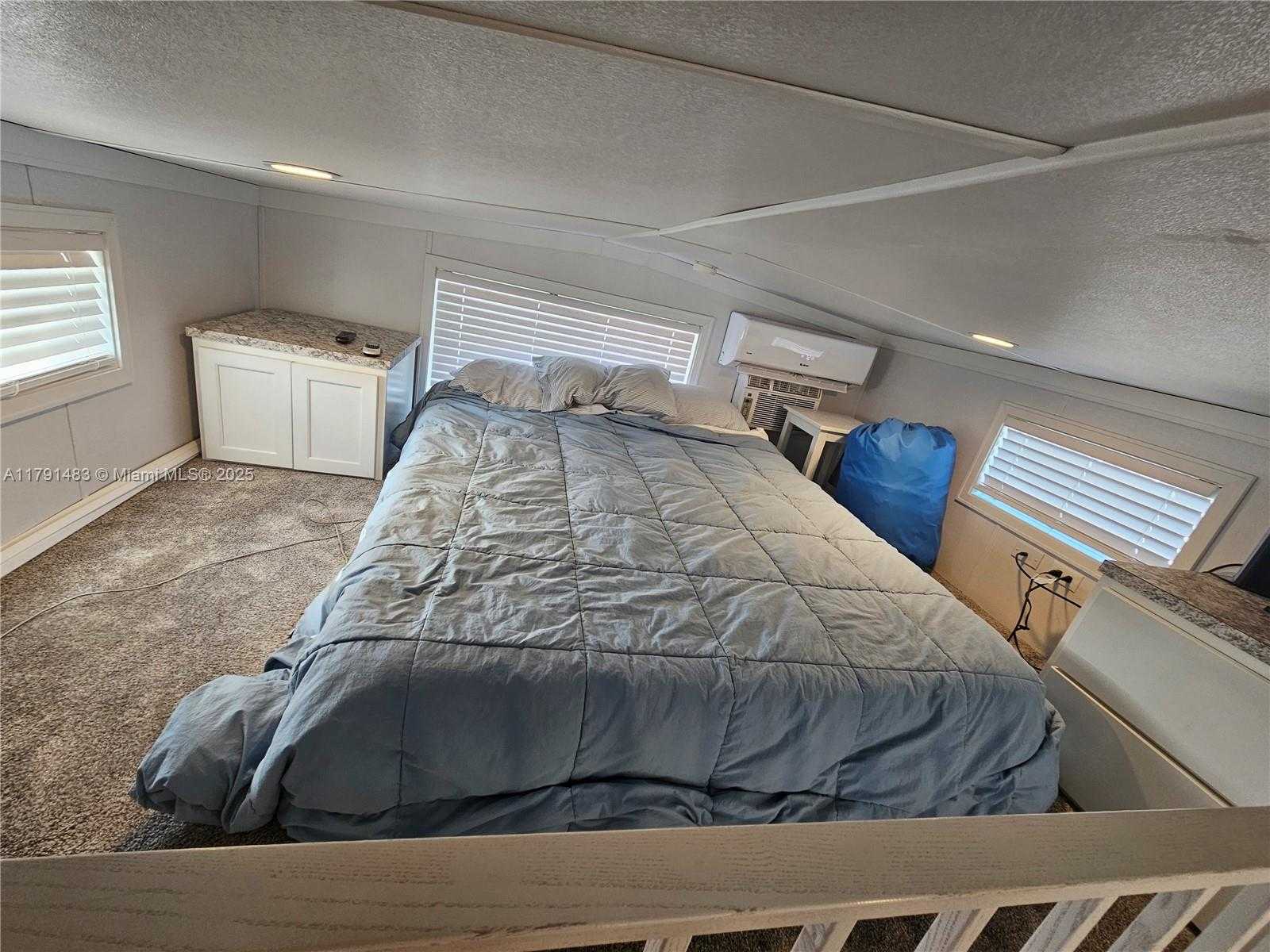 Small Image of 325 CALUSA STREET LOT 215, Key Largo Number 34