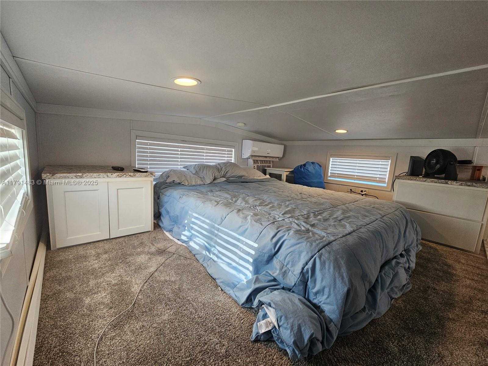 Small Image of 325 CALUSA STREET LOT 215, Key Largo Number 36