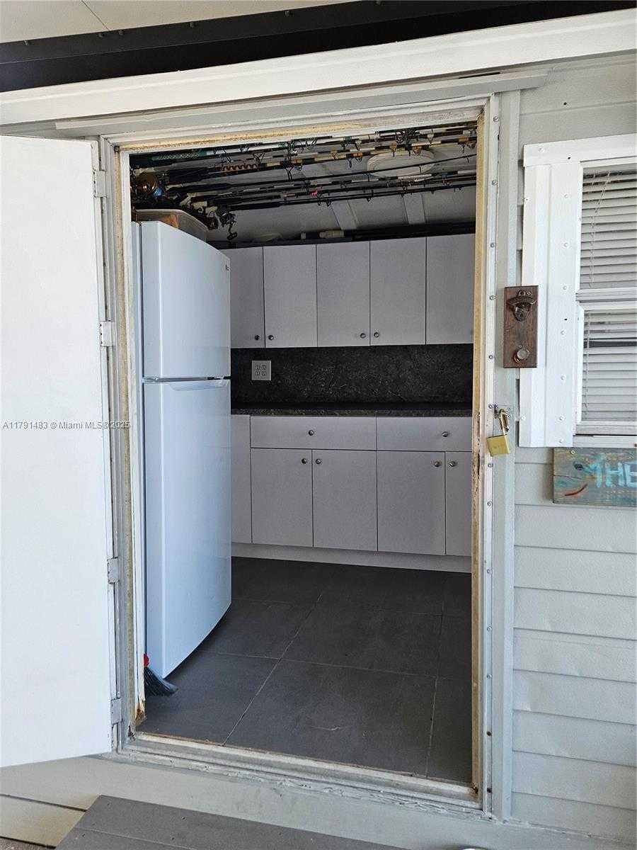 Small Image of 325 CALUSA STREET LOT 215, Key Largo Number 37
