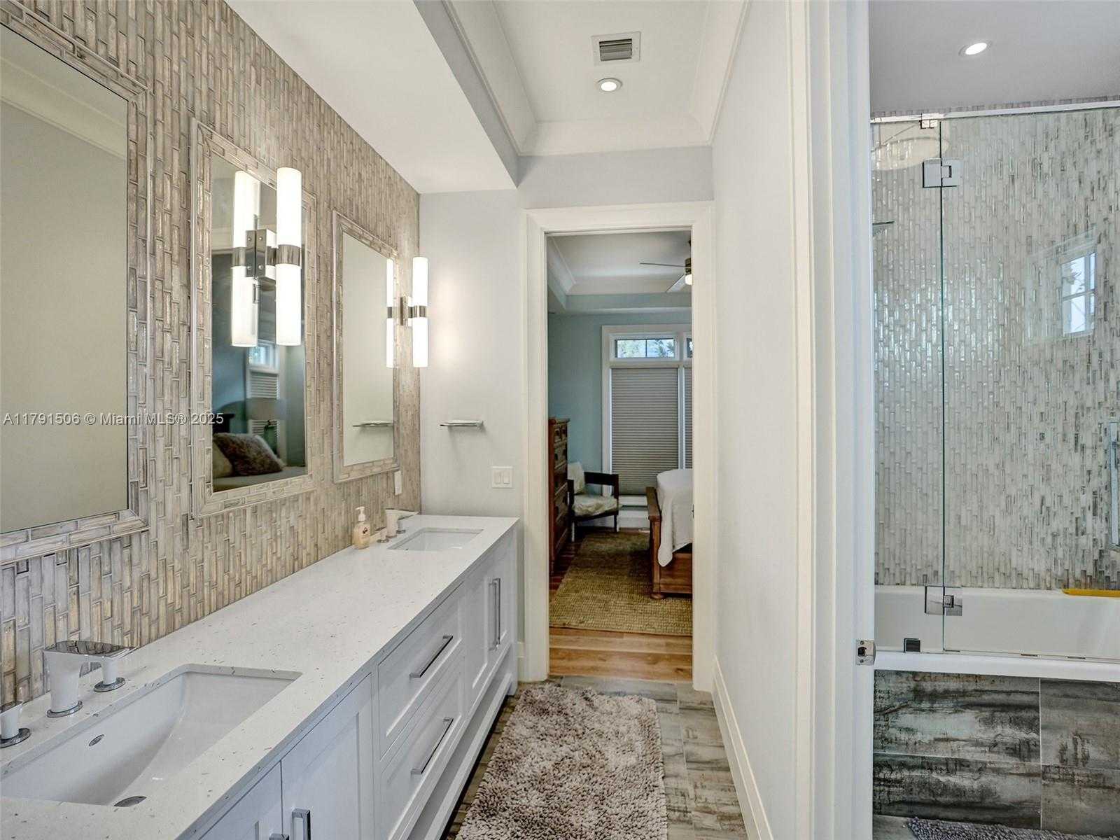 Small Image of 2340 NORTH EAST 48TH ST, Lighthouse Point Number 22