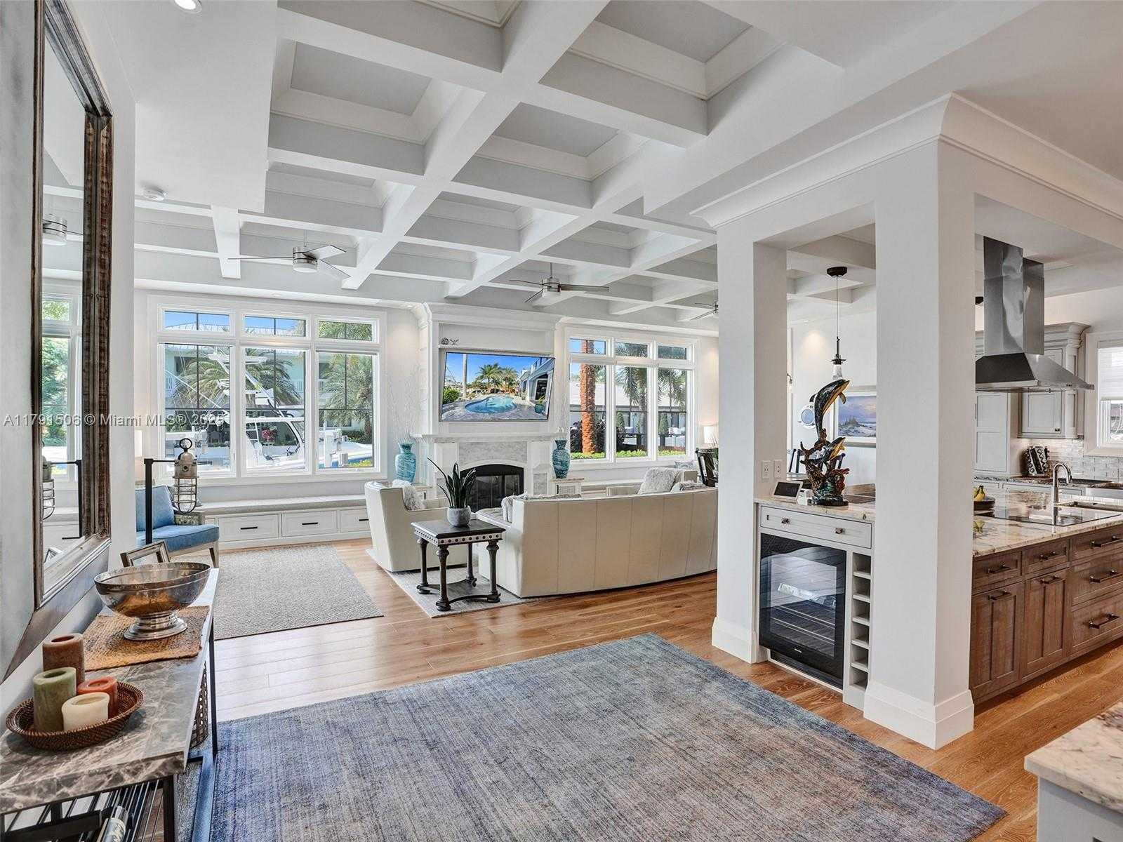 Small Image of 2340 NORTH EAST 48TH ST, Lighthouse Point Number 8