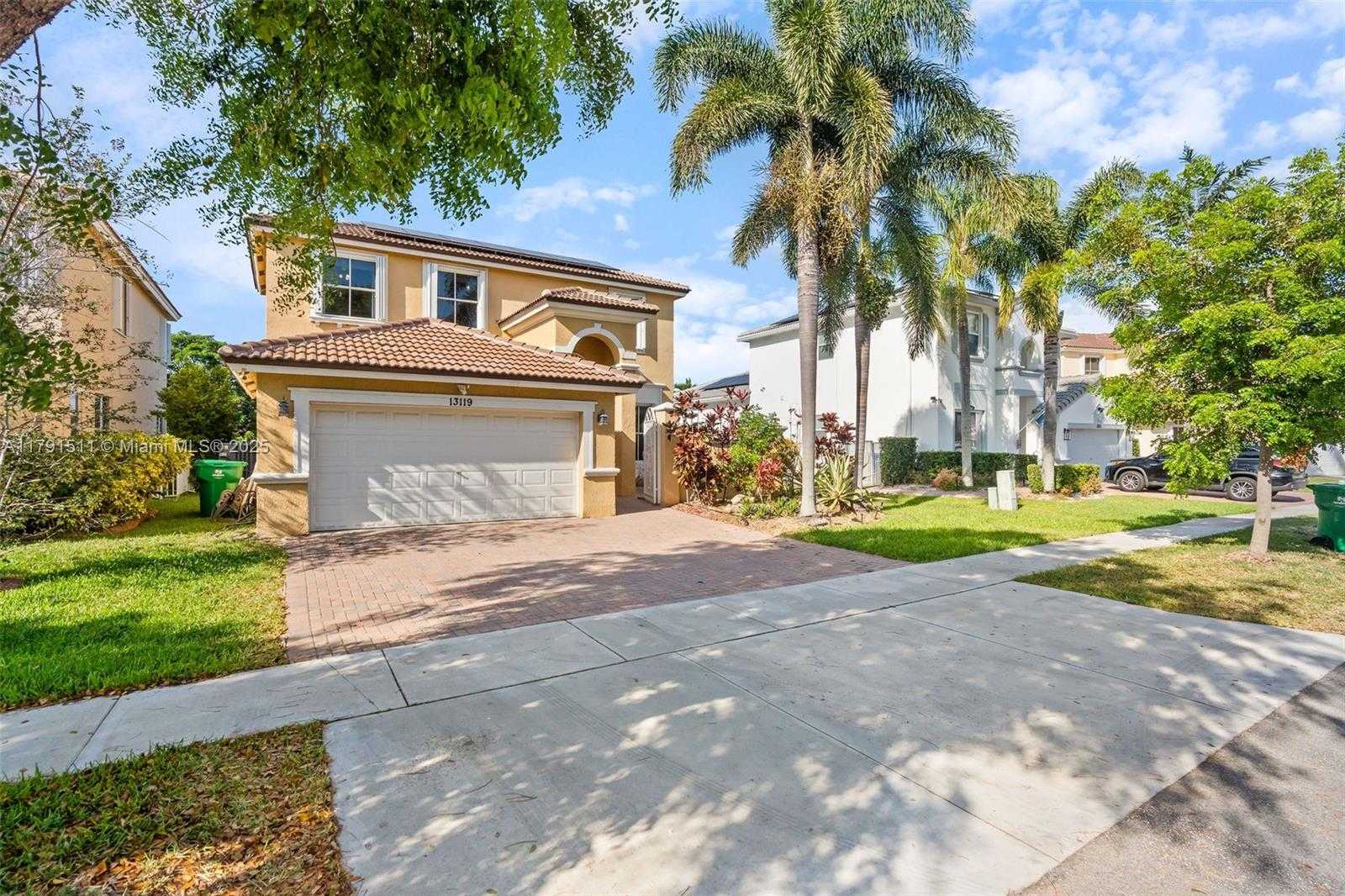 Small Image of 13119 SOUTH WEST 29TH ST, Miramar Number 3