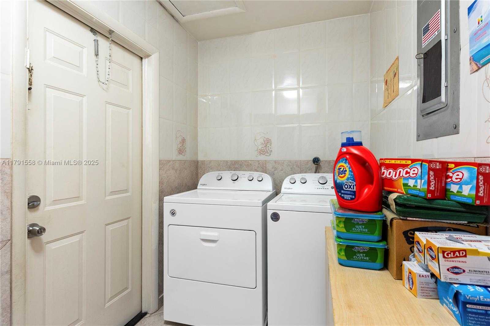 Small Image of 1124 NORTH EAST 3RD ST, Hallandale Beach Number 16