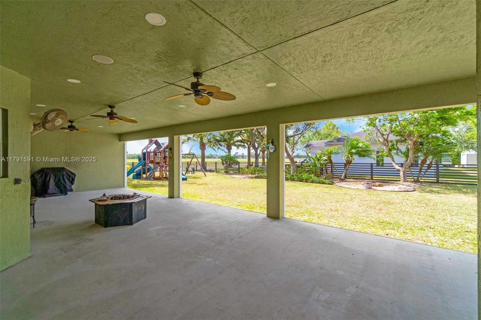 Small Image of 19302 SOUTH WEST 292ND ST, Homestead Number 31