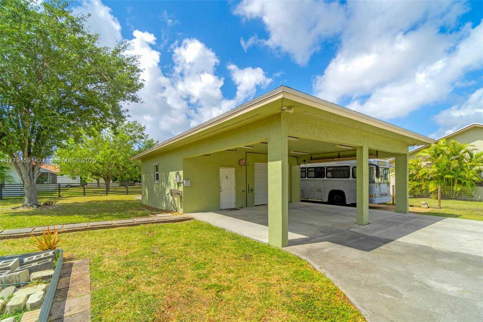 Small Image of 19302 SOUTH WEST 292ND ST, Homestead Number 37
