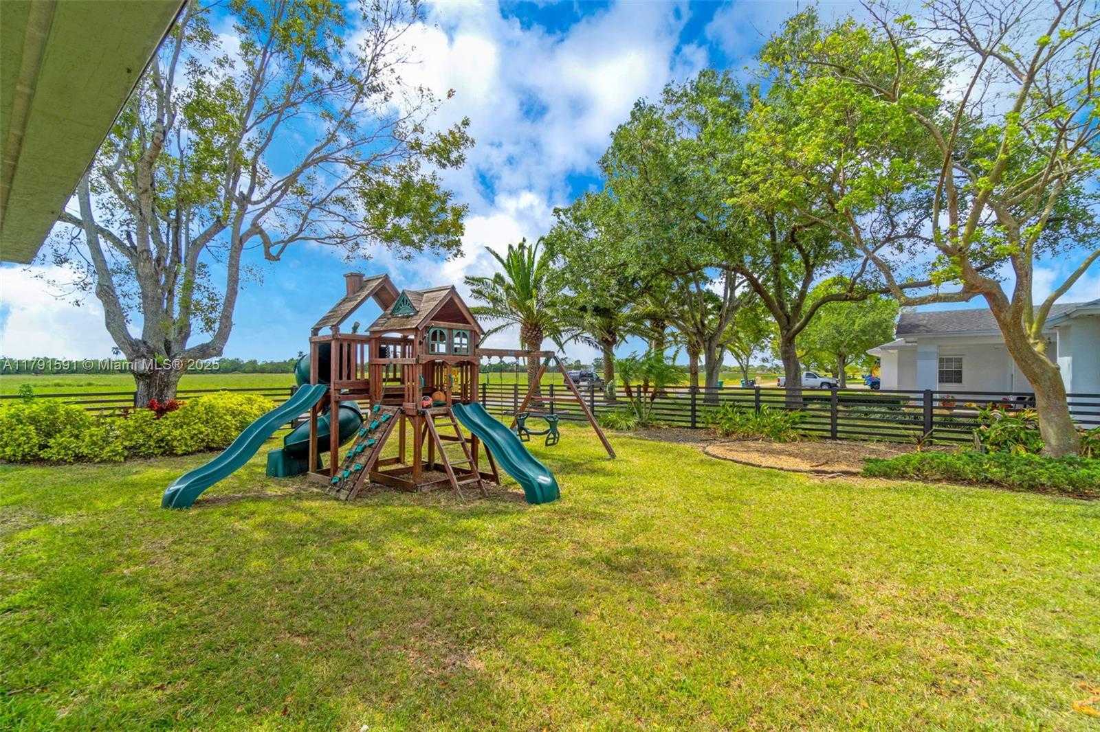 Small Image of 19302 SOUTH WEST 292ND ST, Homestead Number 39
