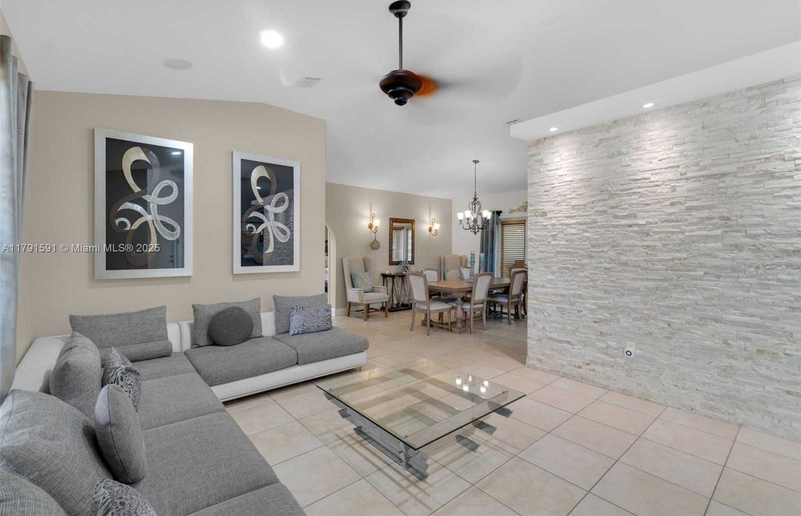 Small Image of 19302 SOUTH WEST 292ND ST, Homestead Number 6