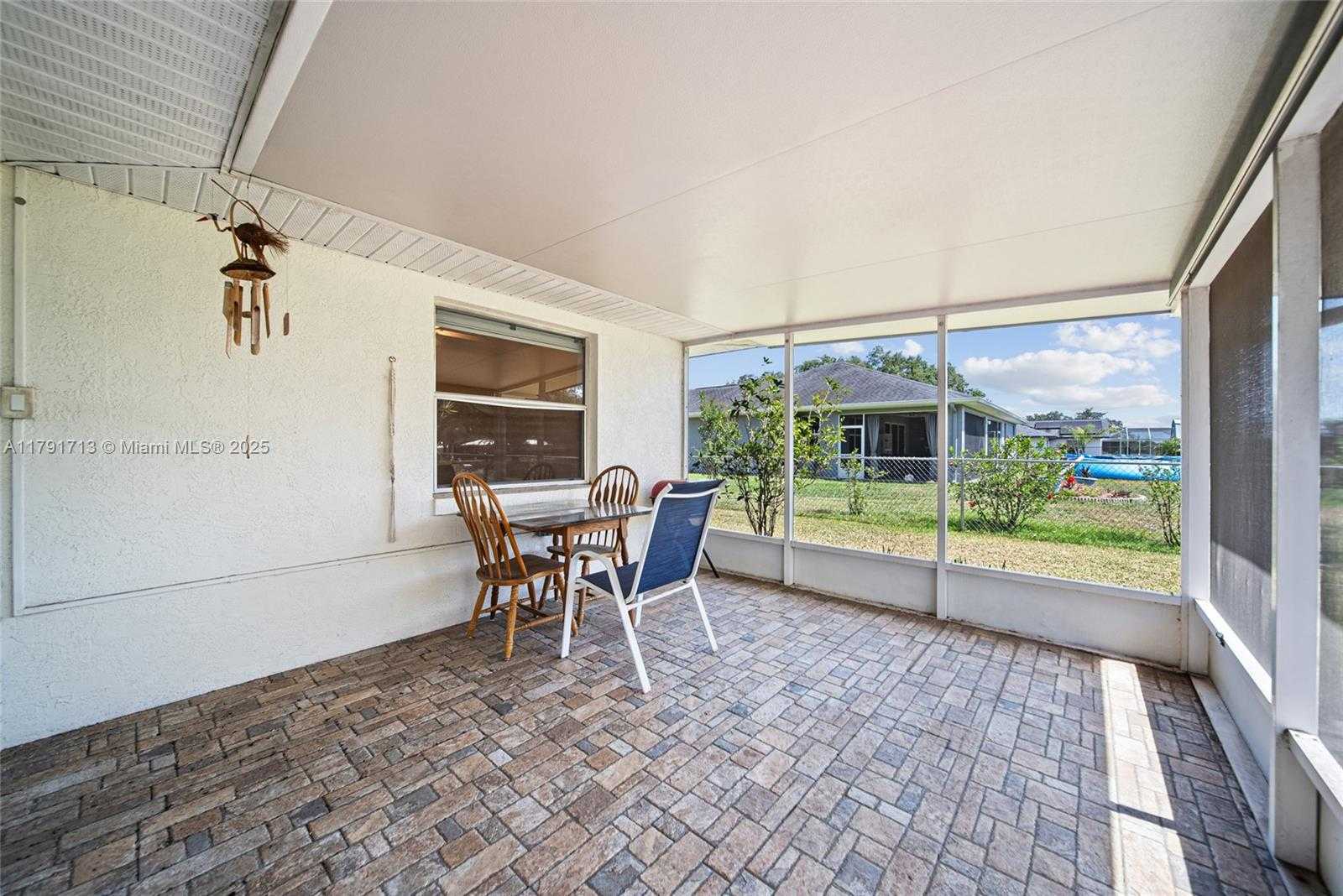 Small Image of 100 OAK KNOLLS CIRCLE, Sebring Number 25