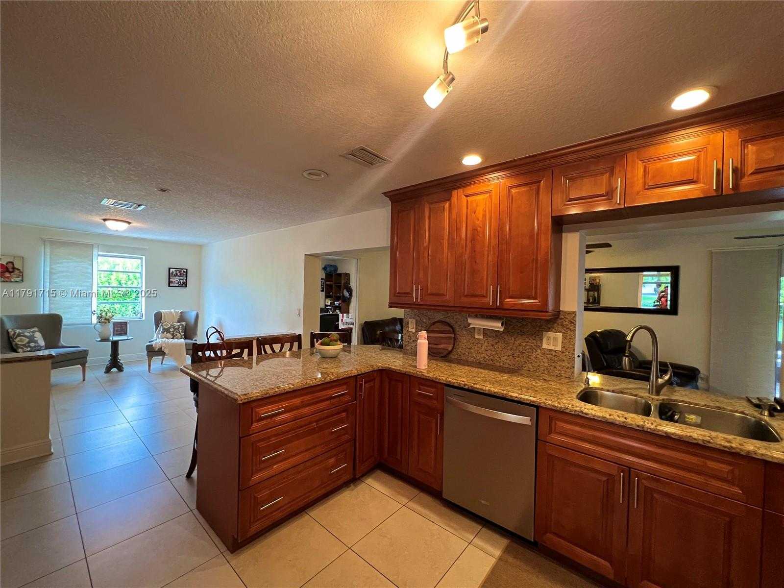Small Image of 14051 SOUTH WEST 15TH CT, Davie Number 14