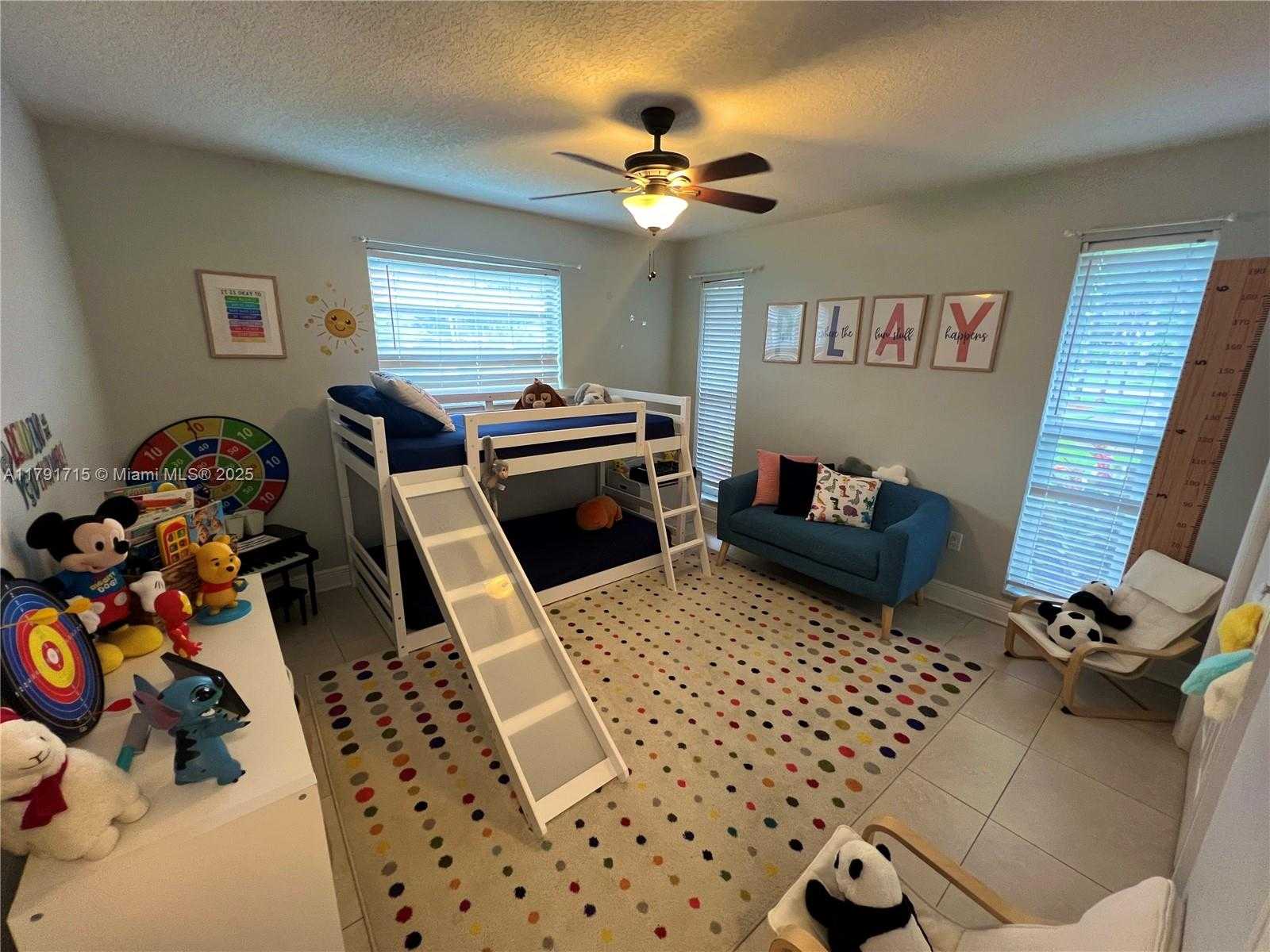 Small Image of 14051 SOUTH WEST 15TH CT, Davie Number 33