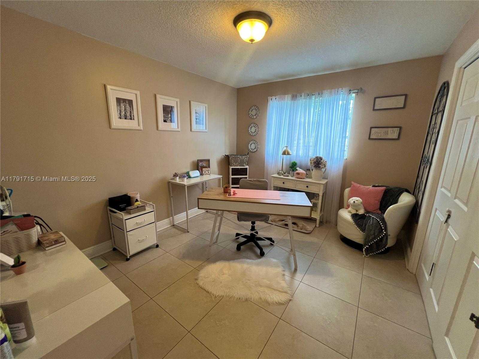 Small Image of 14051 SOUTH WEST 15TH CT, Davie Number 35