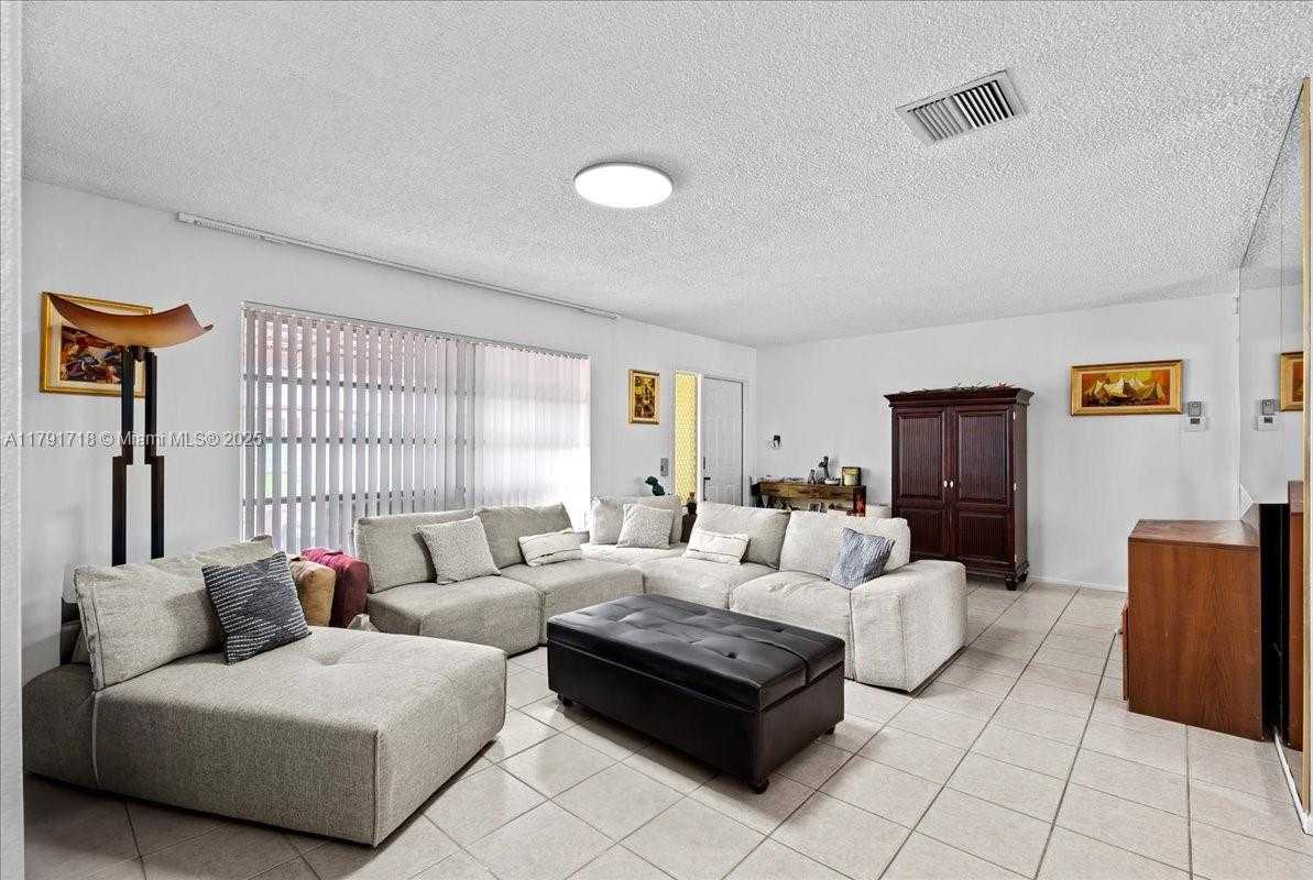 Small Image of 8301 NORTH WEST 57TH PL, Tamarac Number 10