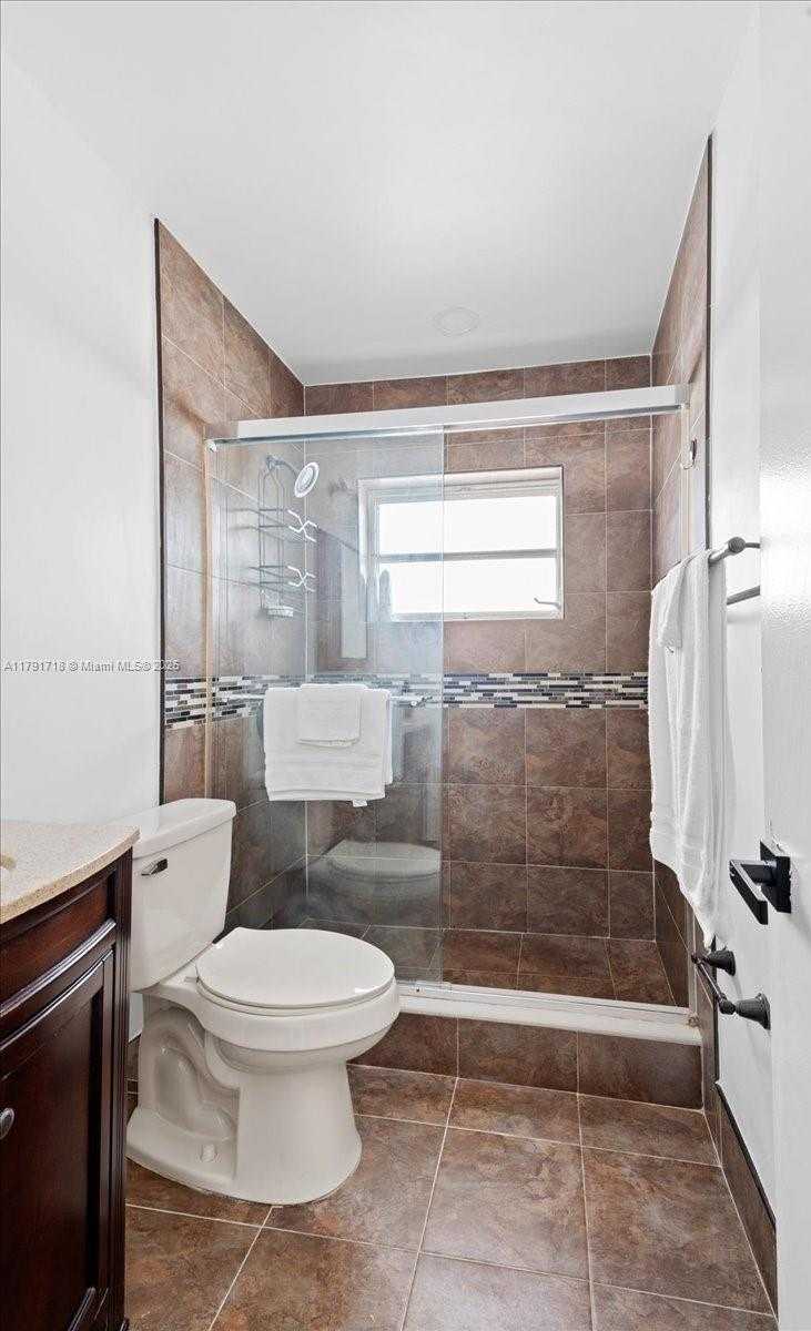 Small Image of 8301 NORTH WEST 57TH PL, Tamarac Number 25