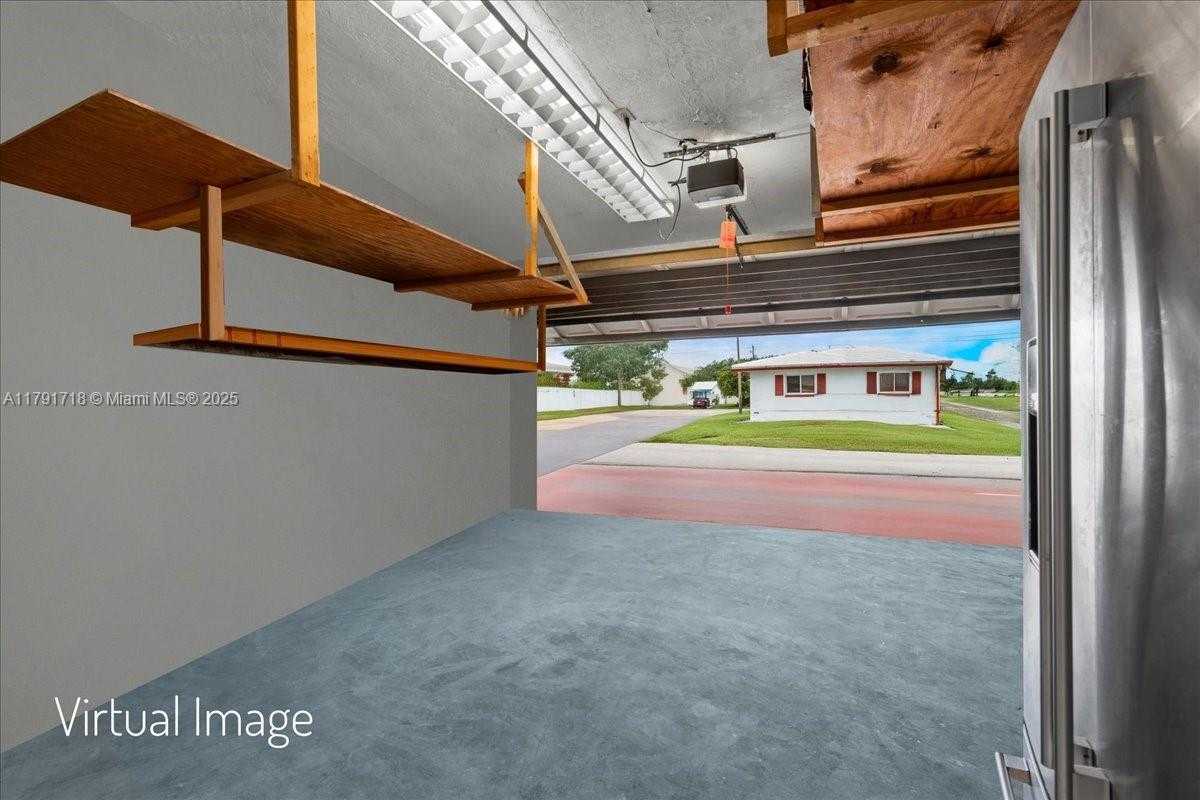 Small Image of 8301 NORTH WEST 57TH PL, Tamarac Number 36