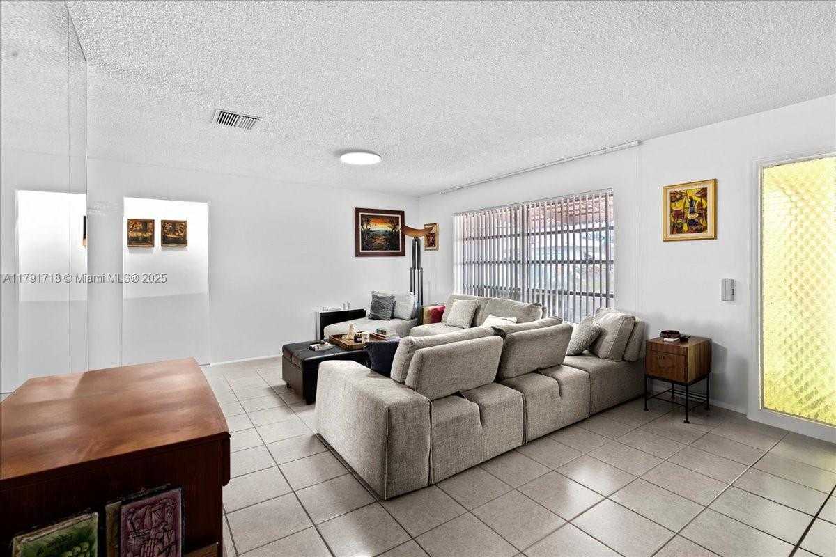 Small Image of 8301 NORTH WEST 57TH PL, Tamarac Number 8