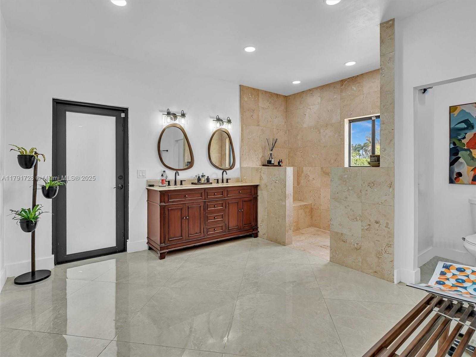 Small Image of 21411 SOUTH WEST 248TH ST, Homestead Number 39
