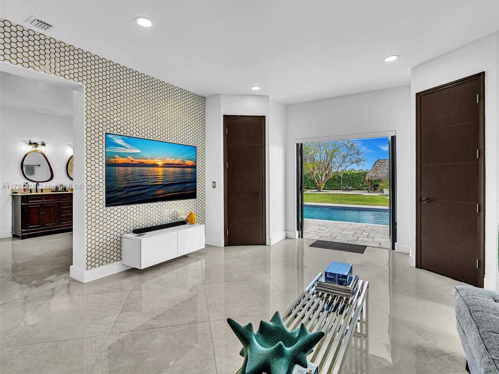 Small Image of 21411 SOUTH WEST 248TH ST, Homestead Number 41