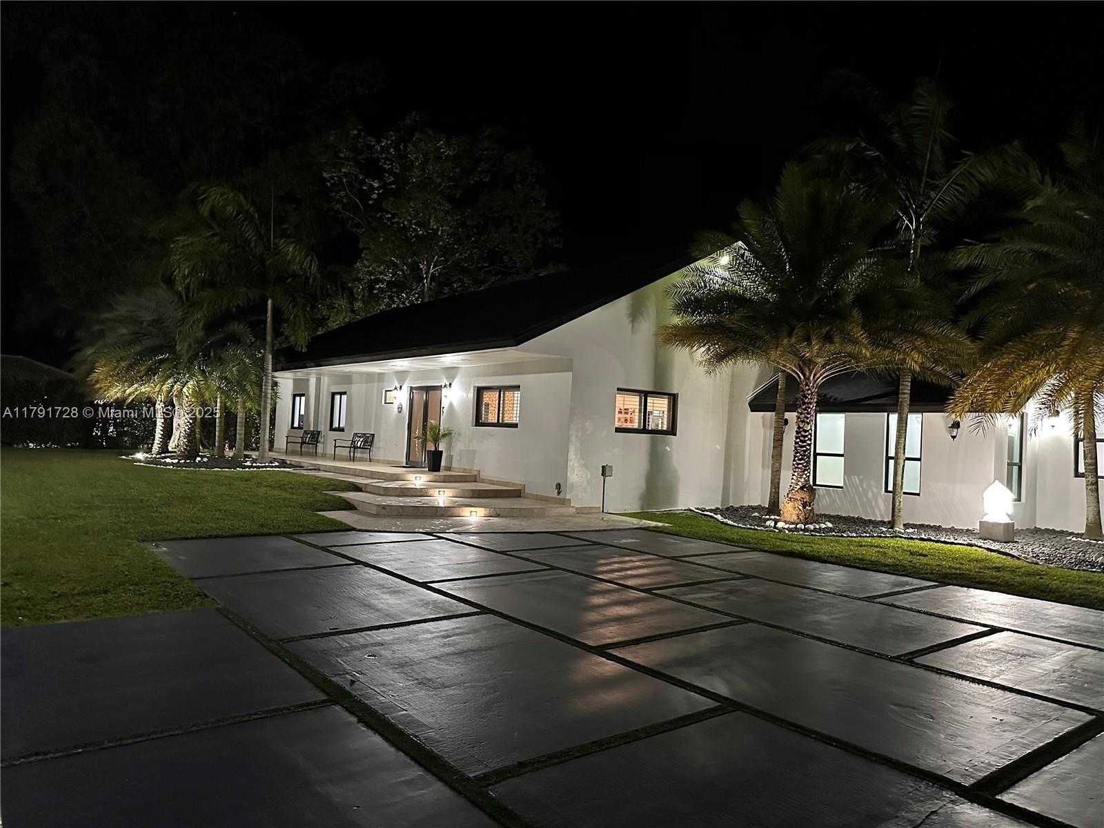 Small Image of 21411 SOUTH WEST 248TH ST, Homestead Number 59