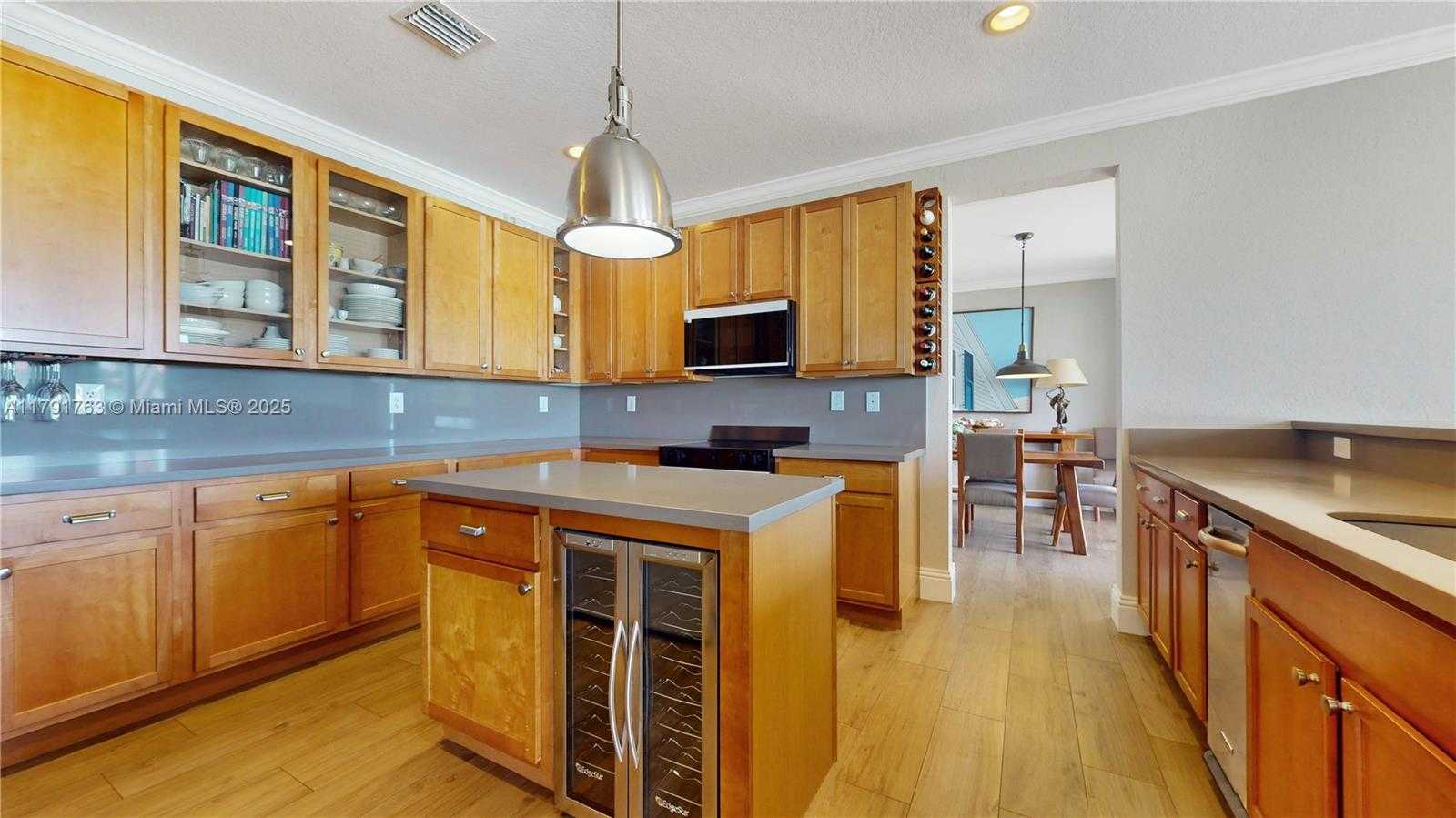 Small Image of 7786 SOUTH WEST 188TH TER, Cutler Bay Number 12
