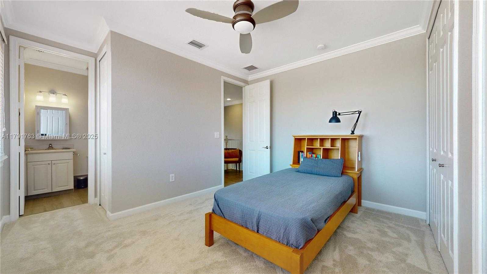 Small Image of 7786 SOUTH WEST 188TH TER, Cutler Bay Number 25