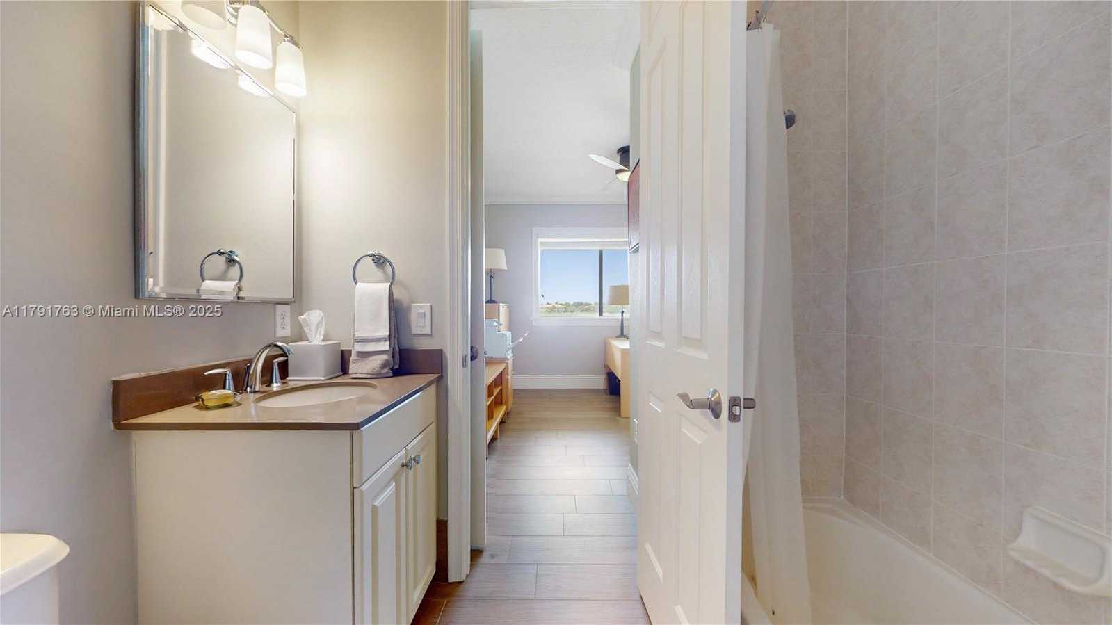 Small Image of 7786 SOUTH WEST 188TH TER, Cutler Bay Number 29