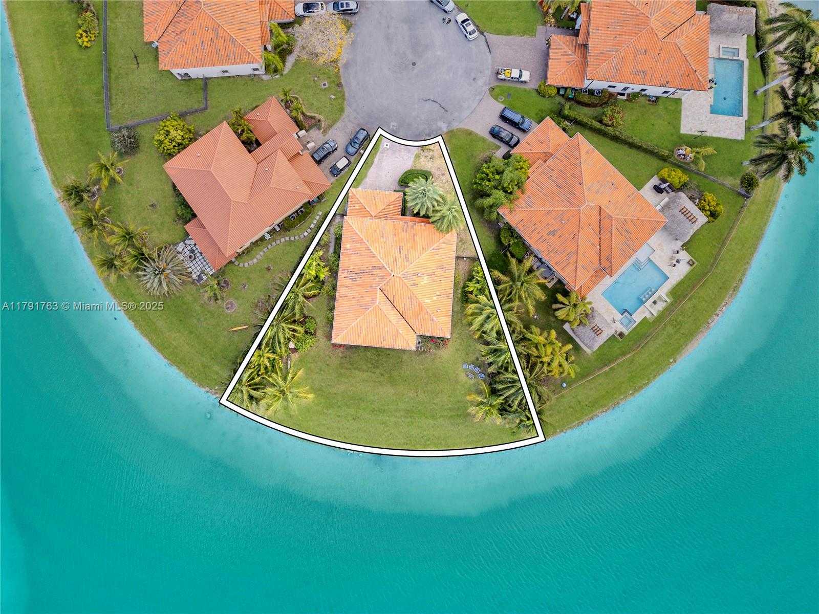 Small Image of 7786 SOUTH WEST 188TH TER, Cutler Bay Number 35