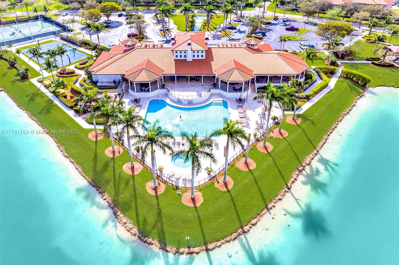 Small Image of 7786 SOUTH WEST 188TH TER, Cutler Bay Number 37