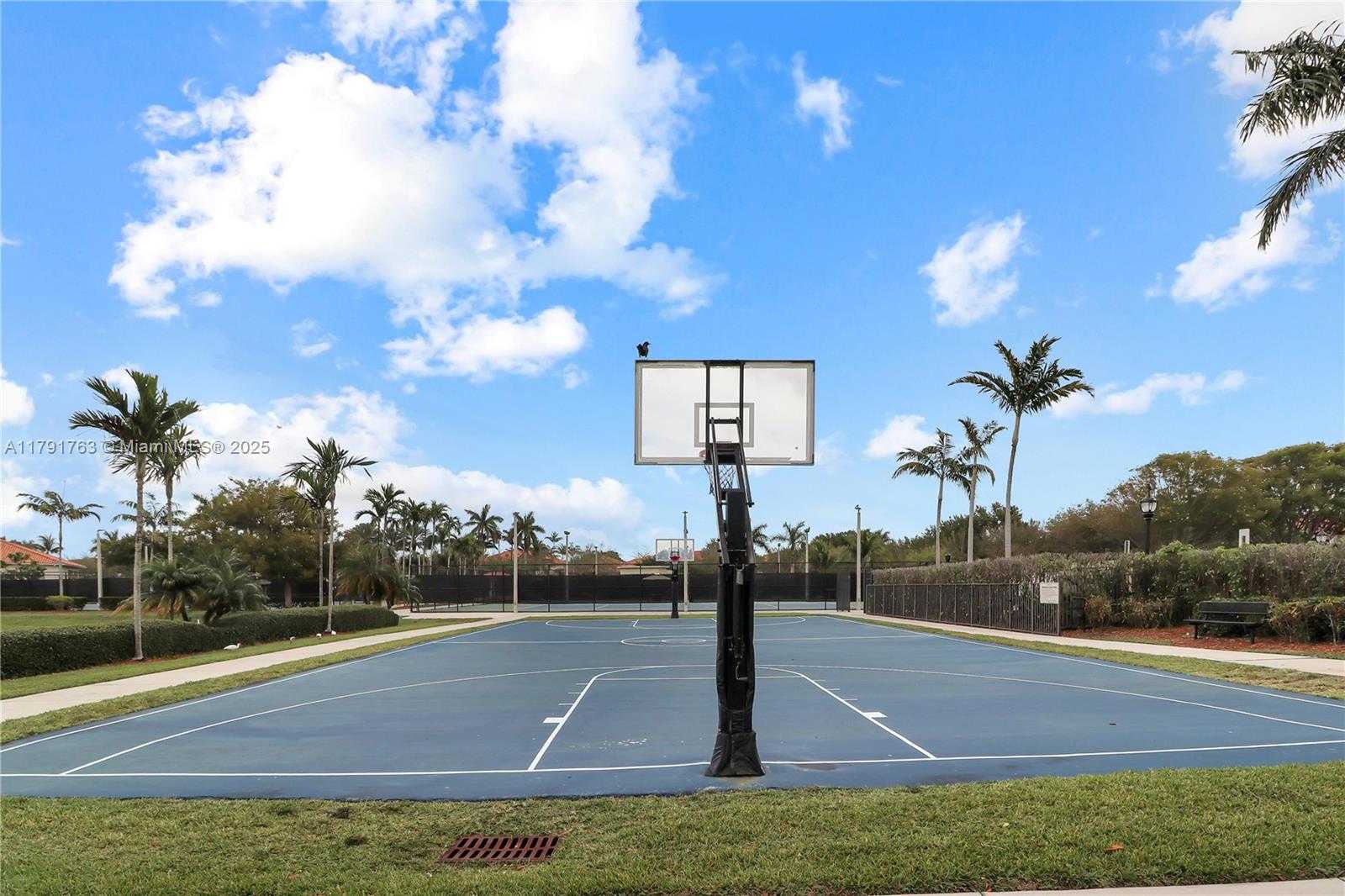 Small Image of 7786 SOUTH WEST 188TH TER, Cutler Bay Number 41