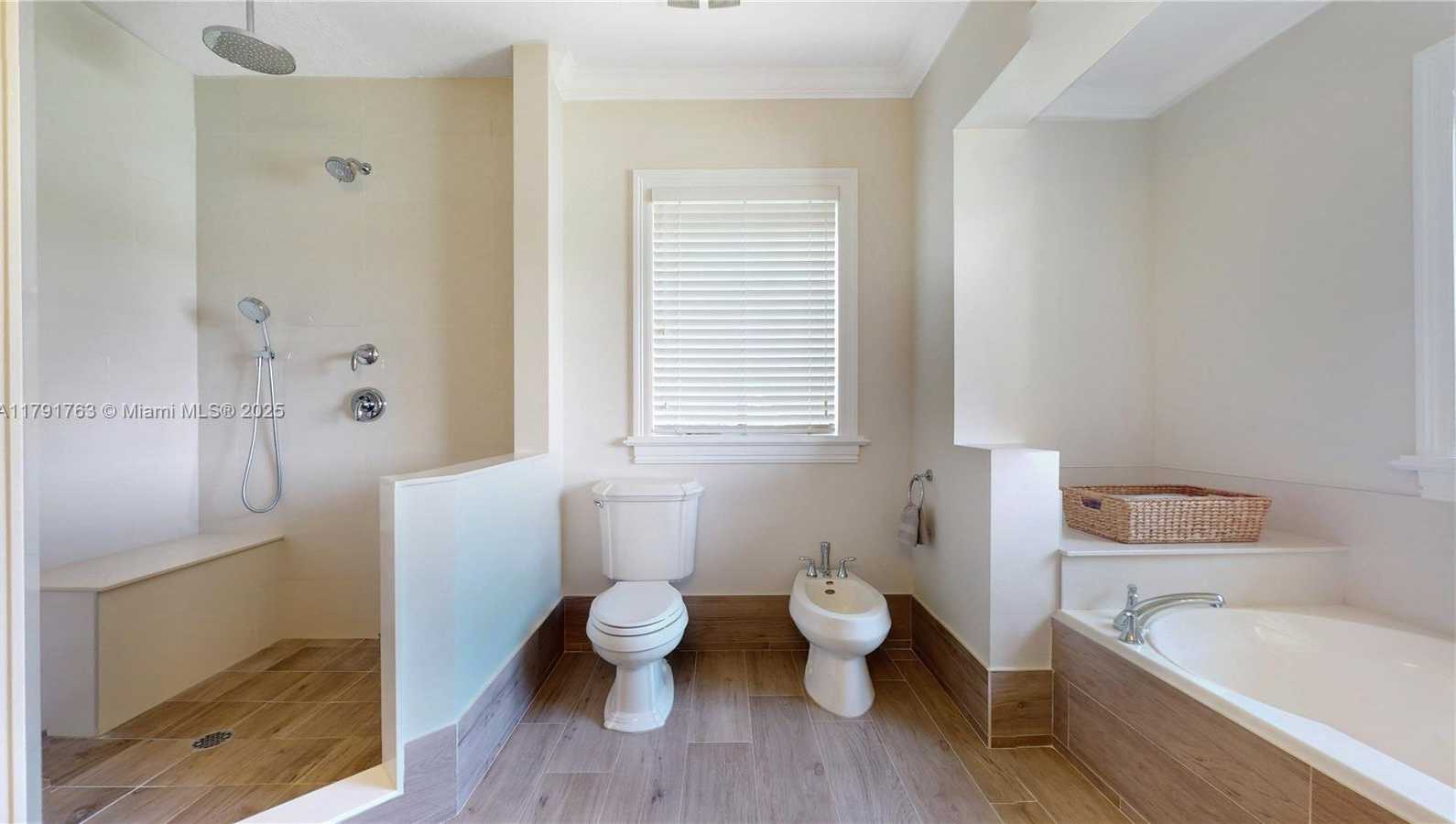 Small Image of 7786 SOUTH WEST 188TH TER, Cutler Bay Number 61