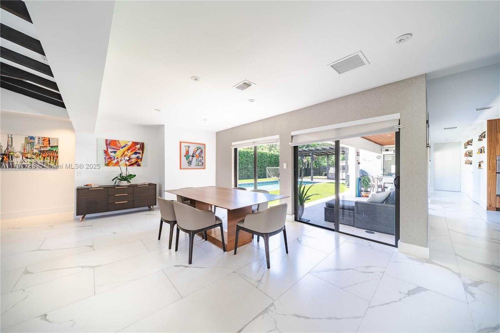 Small Image of 766 NORTH EAST 96TH ST, Miami Shores Number 12