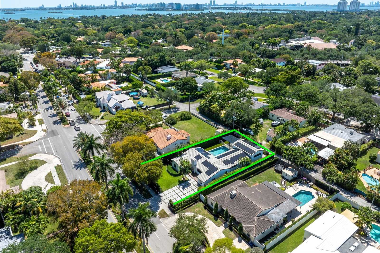 Small Image of 766 NORTH EAST 96TH ST, Miami Shores Number 51