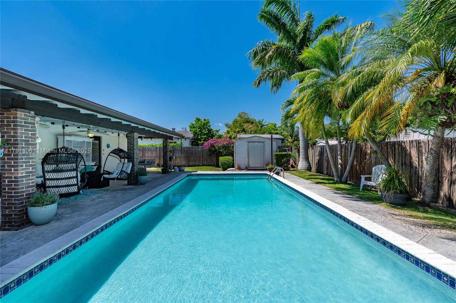 Small Image of 18525 SOUTH WEST 90TH CT, Cutler Bay Number 12