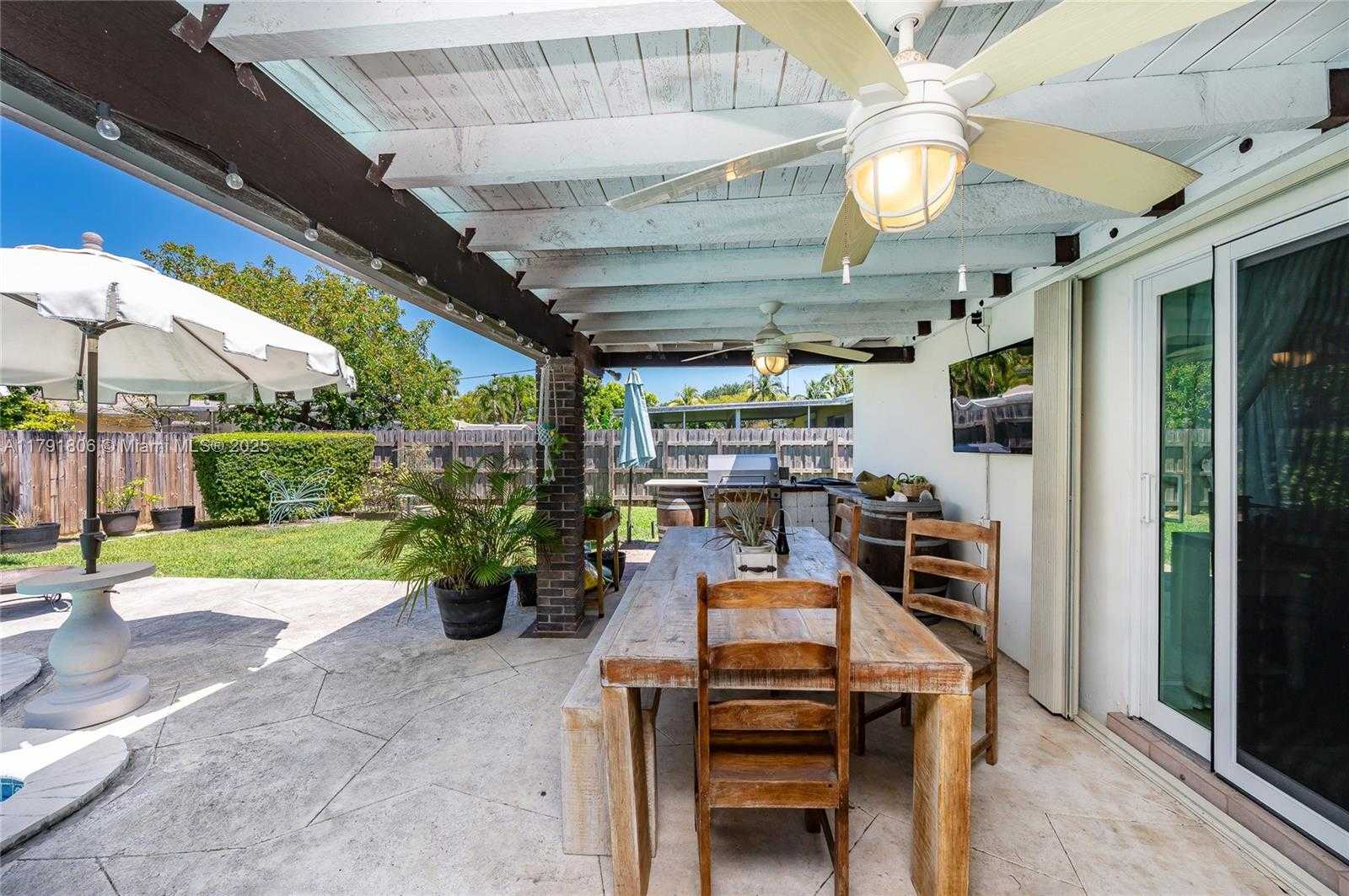Small Image of 18525 SOUTH WEST 90TH CT, Cutler Bay Number 14