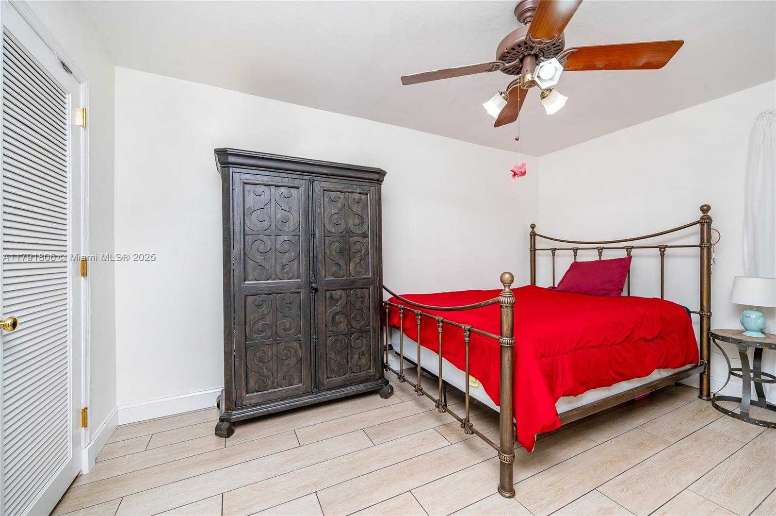 Small Image of 18525 SOUTH WEST 90TH CT, Cutler Bay Number 38