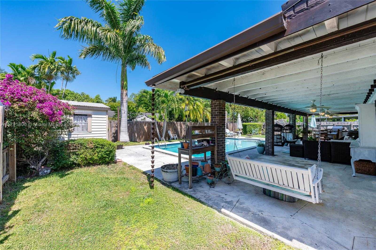 Small Image of 18525 SOUTH WEST 90TH CT, Cutler Bay Number 8