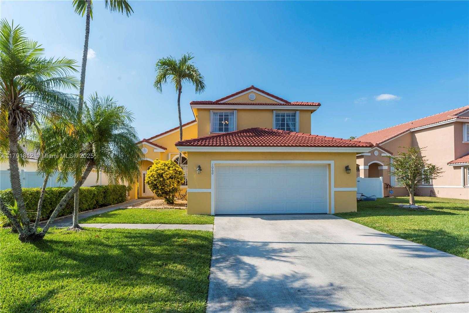 Small Image of 1060 NORTH WEST 192ND AVE, Pembroke Pines Number 2