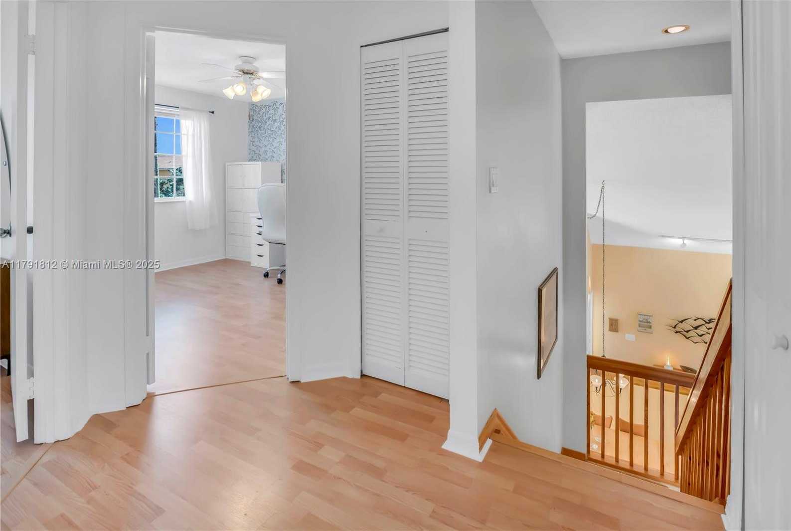 Small Image of 1060 NORTH WEST 192ND AVE, Pembroke Pines Number 33