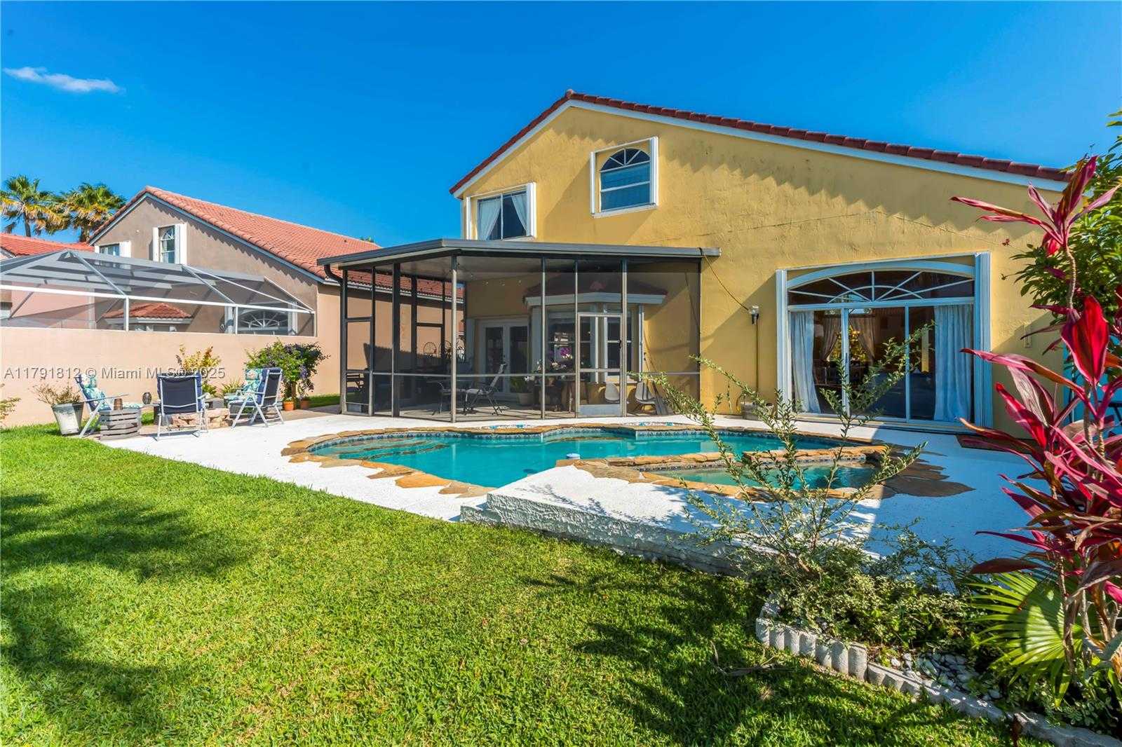 Small Image of 1060 NORTH WEST 192ND AVE, Pembroke Pines Number 48