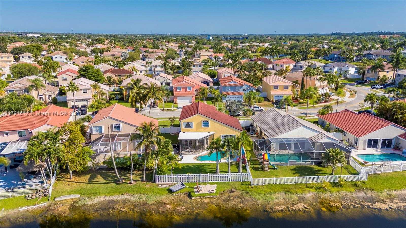 Small Image of 1060 NORTH WEST 192ND AVE, Pembroke Pines Number 54