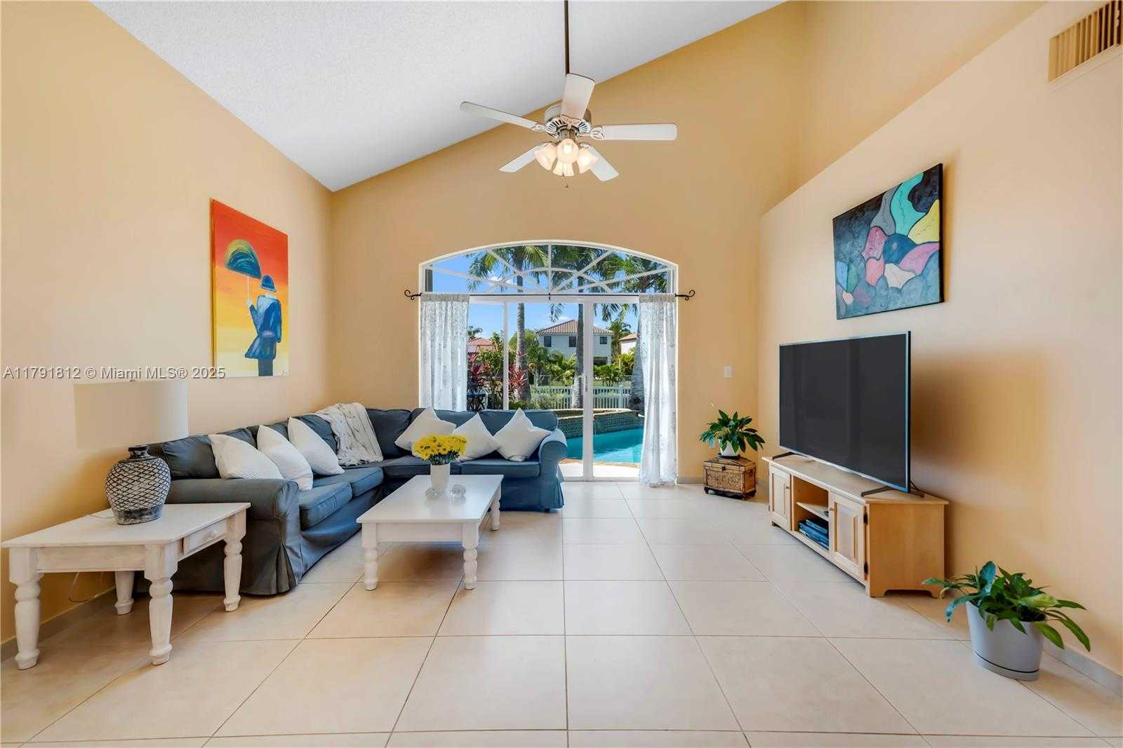 Small Image of 1060 NORTH WEST 192ND AVE, Pembroke Pines Number 8