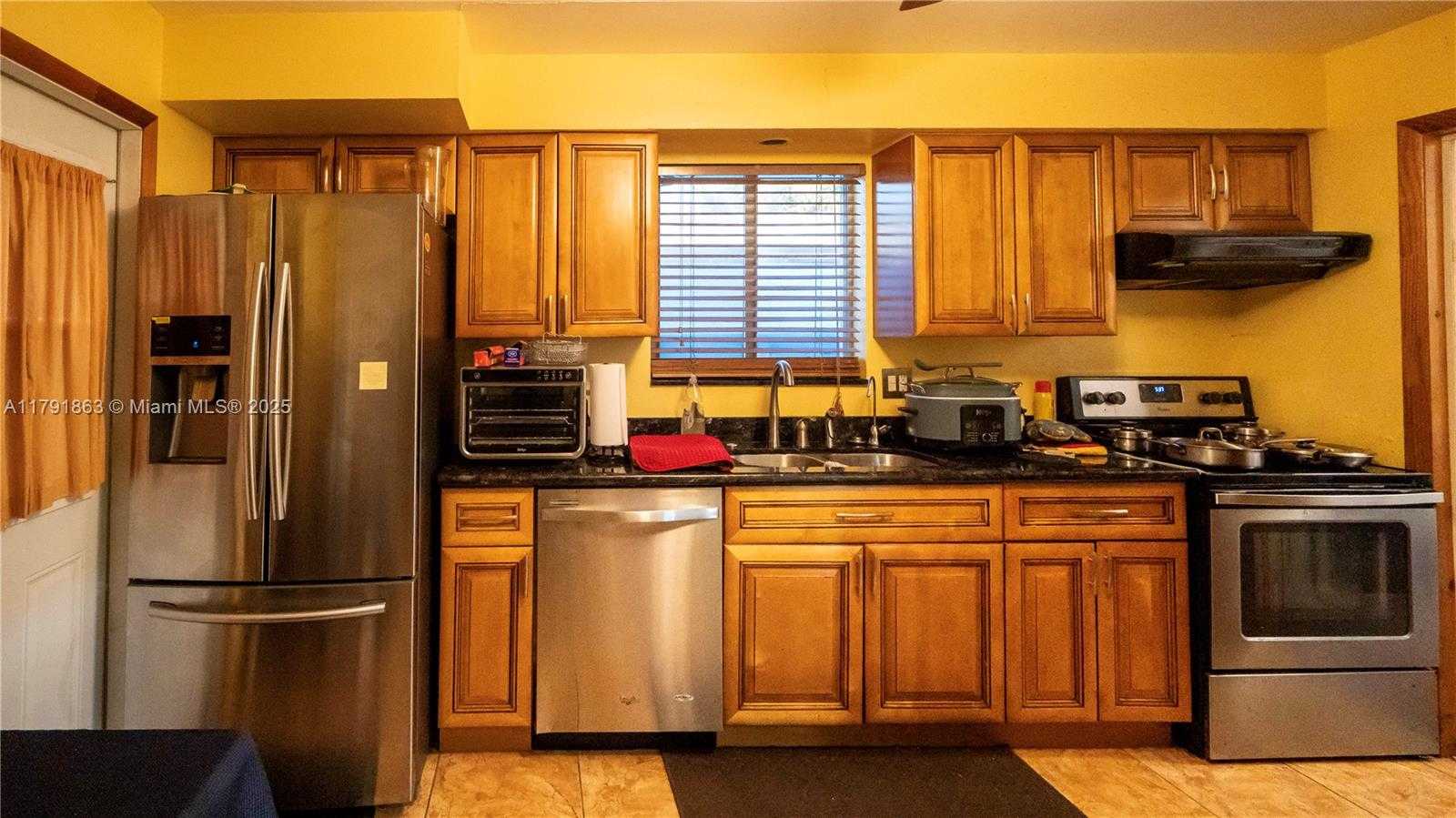 Small Image of 410 SOUTH WEST 31ST AVE, Fort Lauderdale Number 11